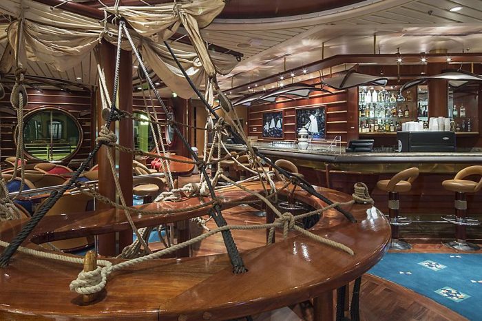 Schooner Bar